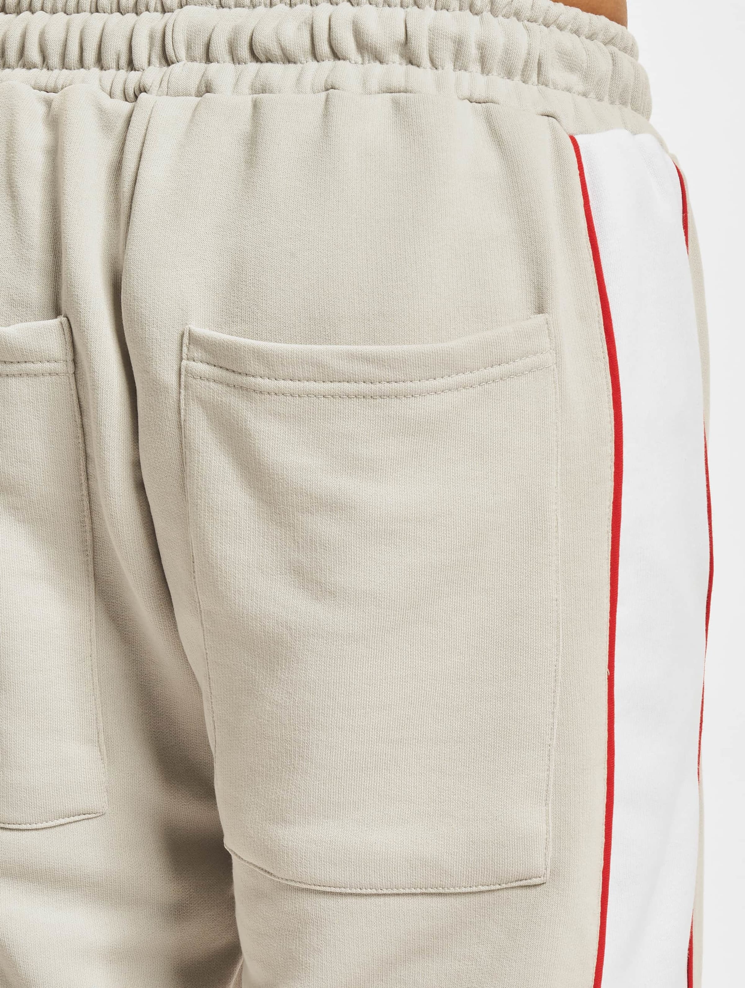 Ecko Unltd. Dave Short-150217