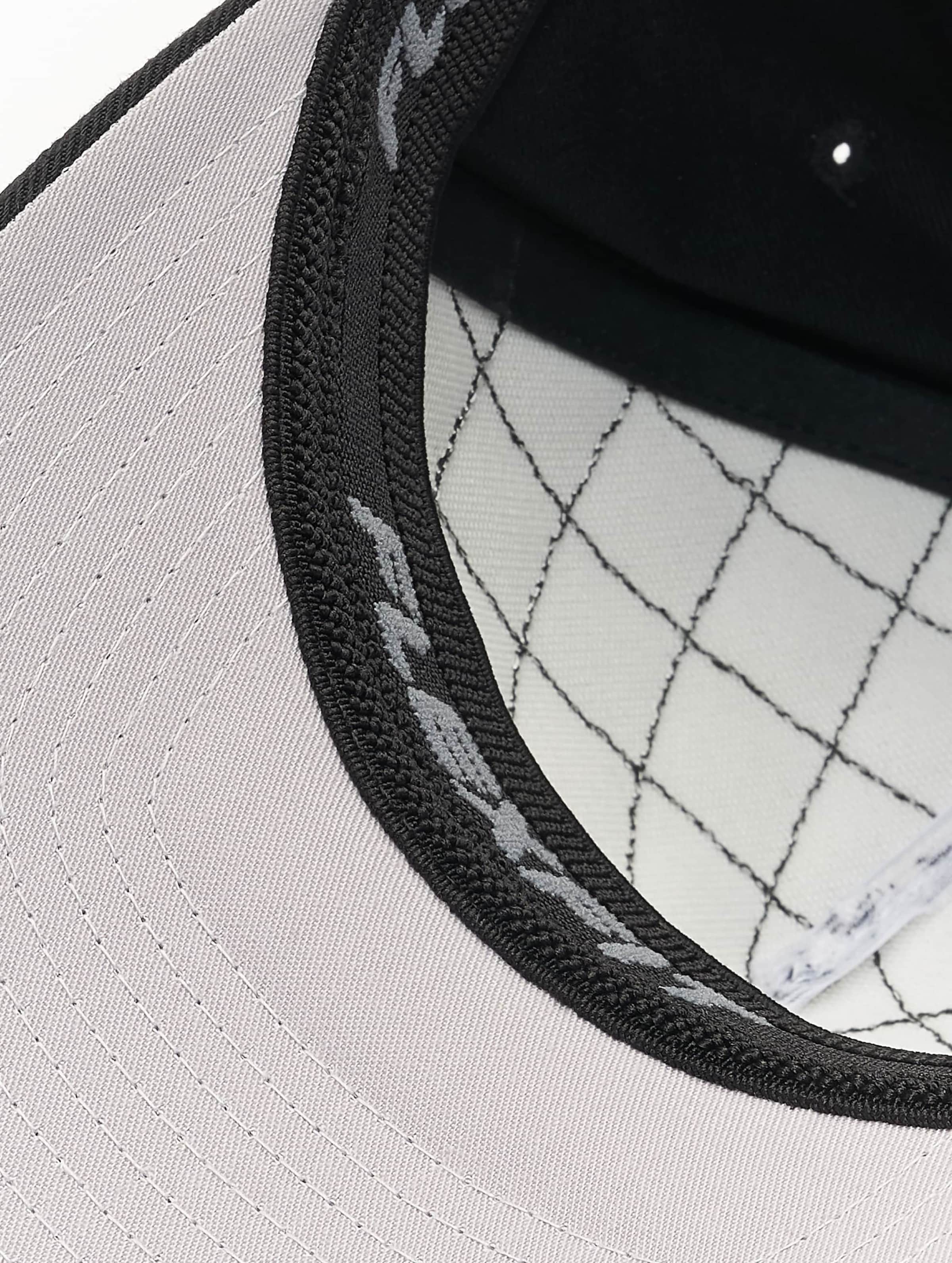 Diamond Quilted Flexfit-536917