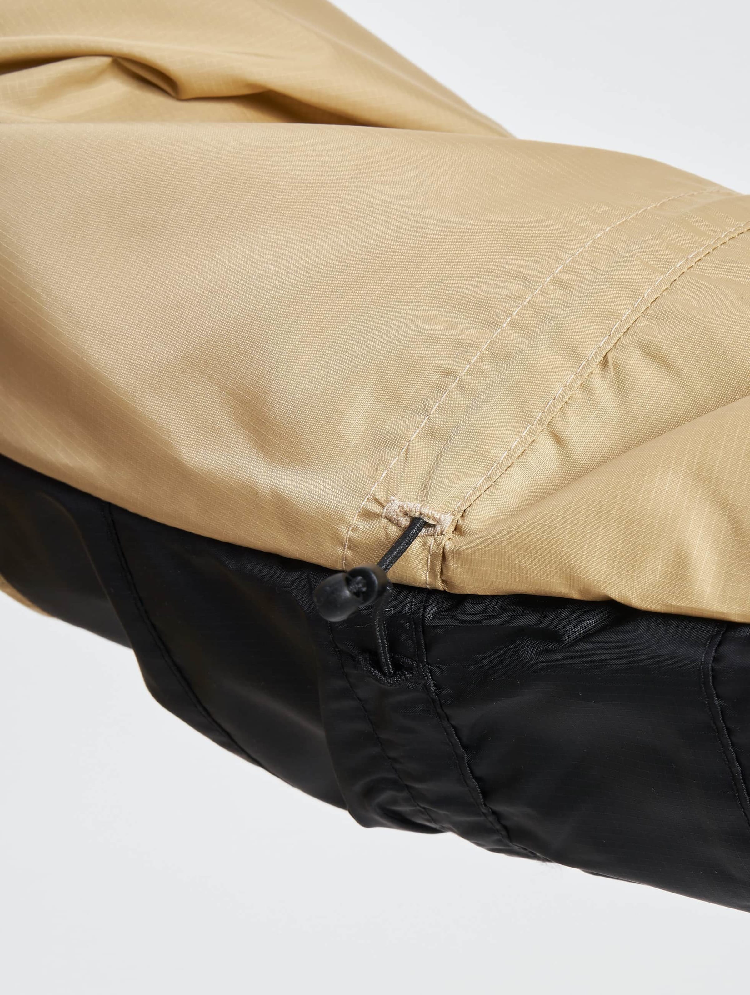 The North Face Seasonal Mountain Lightweight Jacket-382598