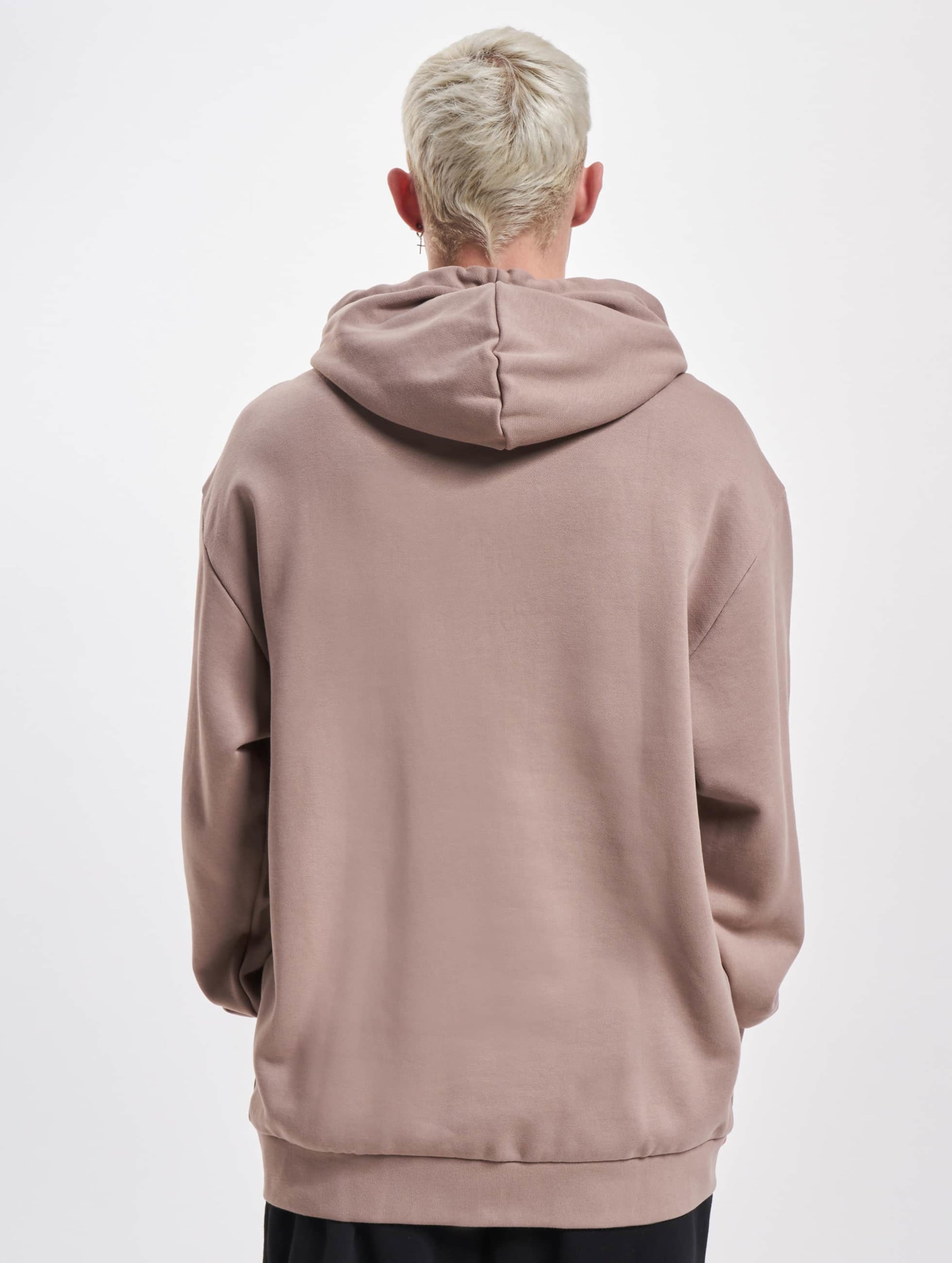 adidas Essential Hoodie-131800