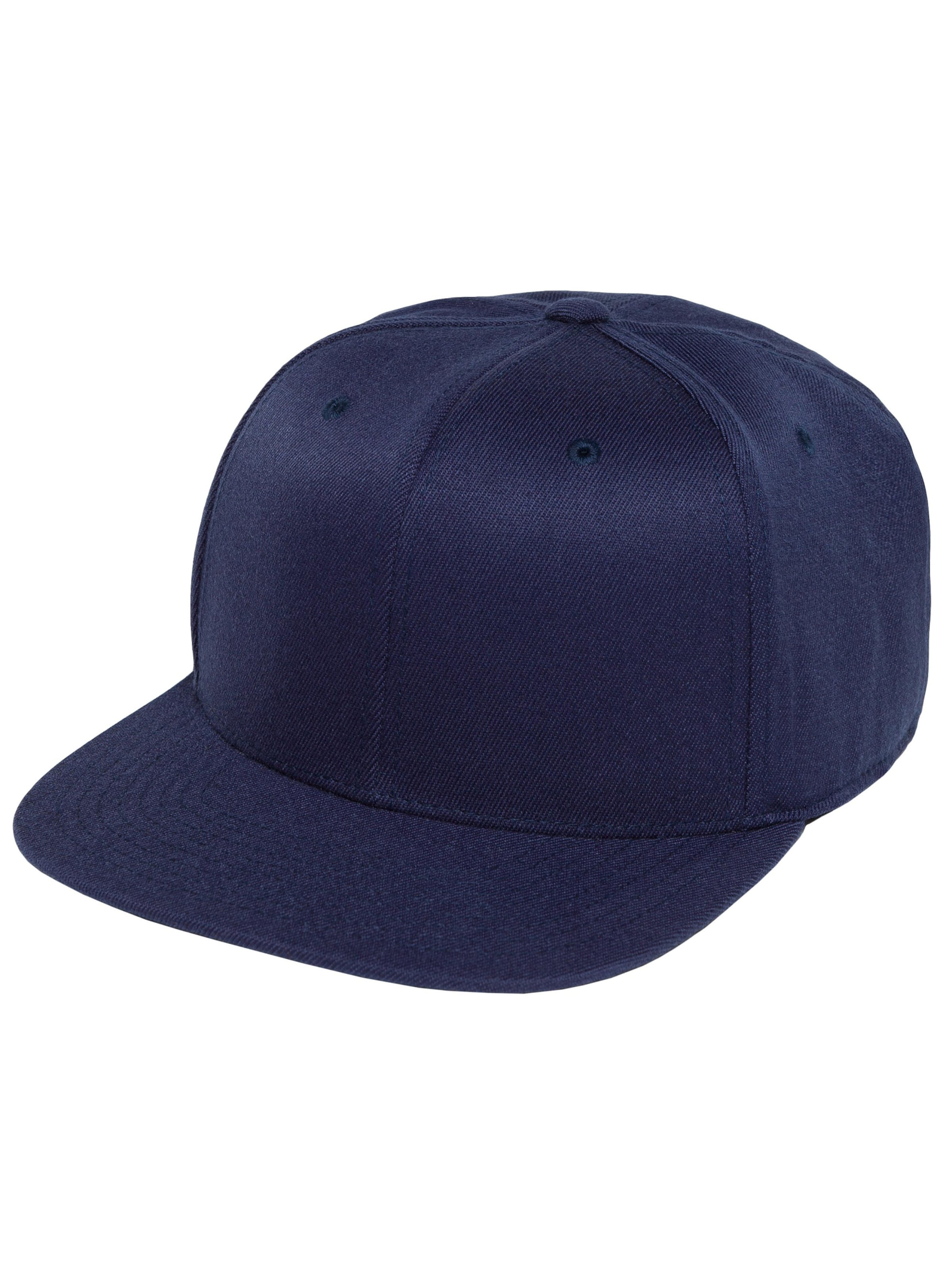 110 Fitted Snapback-368415