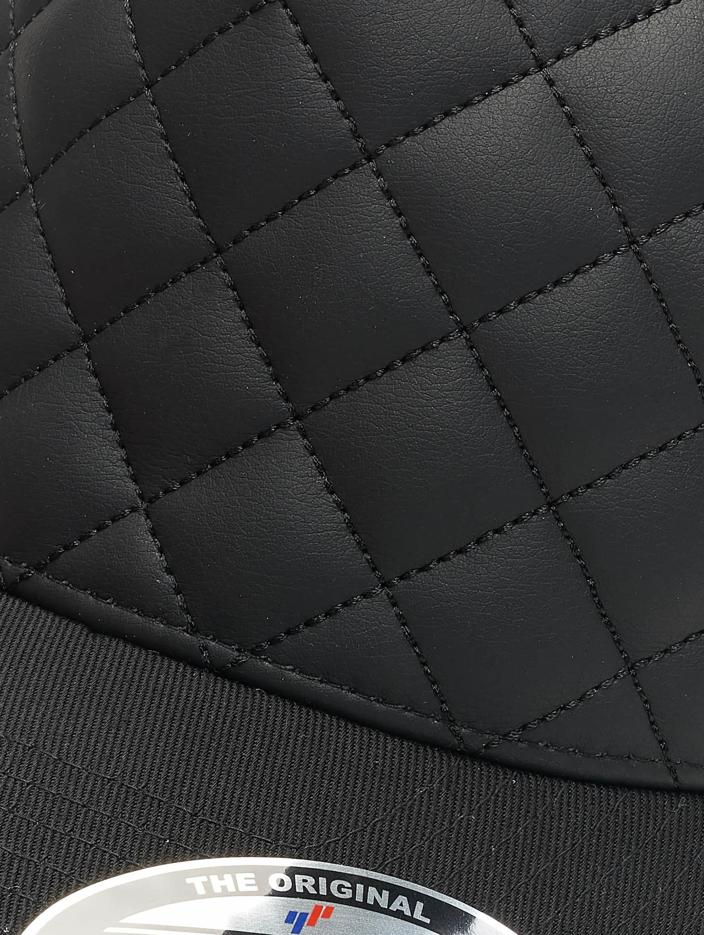 Diamond Quilted Flexfit-536916